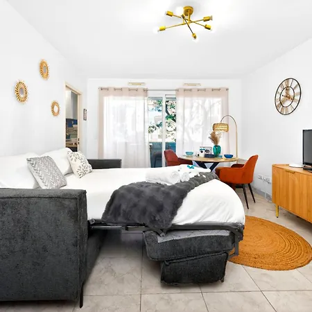 Appartement Centre Borrigo A 50 M *