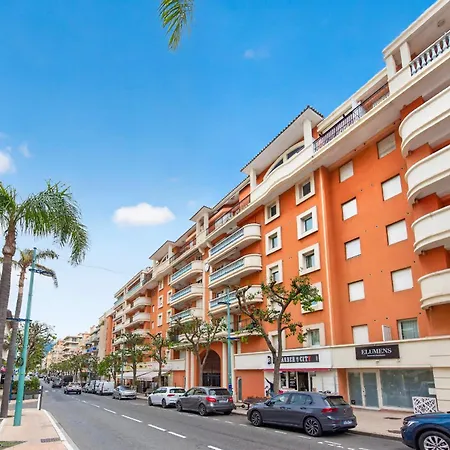 Appartement Centre Borrigo A 50 M *
